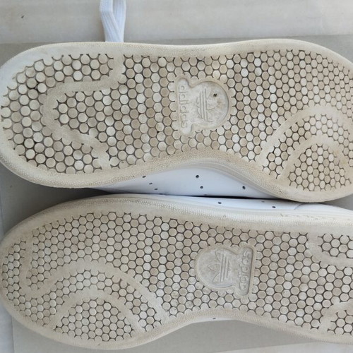 Adidas Stan Smith unisex sneakers used, size 40.5, white with gold details