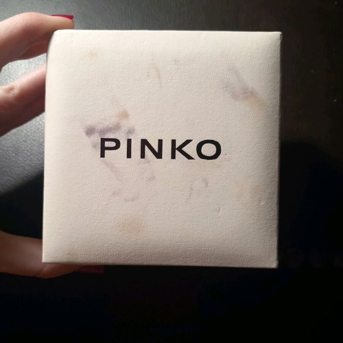 Pinko bracelet box used, 8 cm