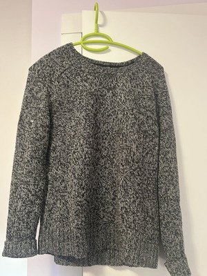 H&M Gray Melange Knit Sweater Size S Like New
