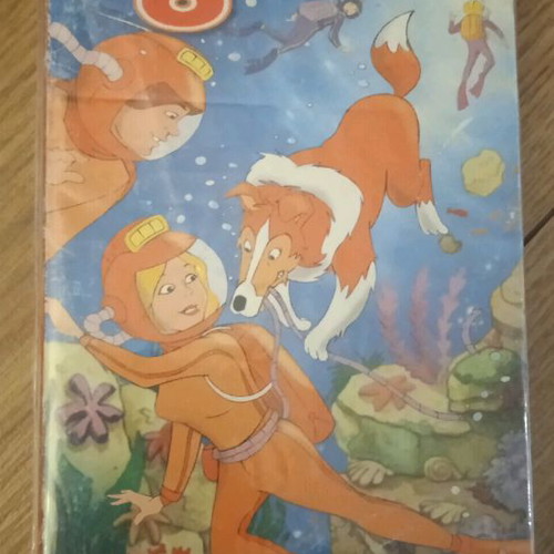Lassie 2 and 6 video cassettes used, animated cartoons