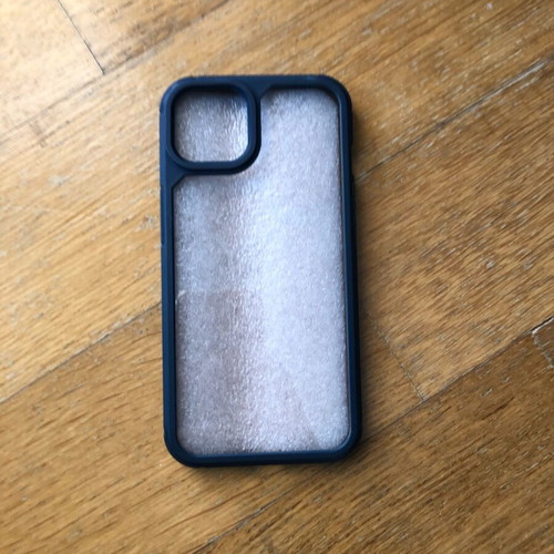 iPhone 13/14 blue clear case like new with screen protector