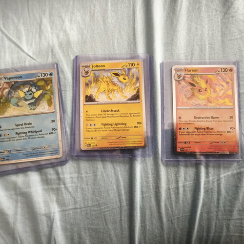 Κάρτες Vaporeon, Flareon και Jolteon holo σαν καινούργιες