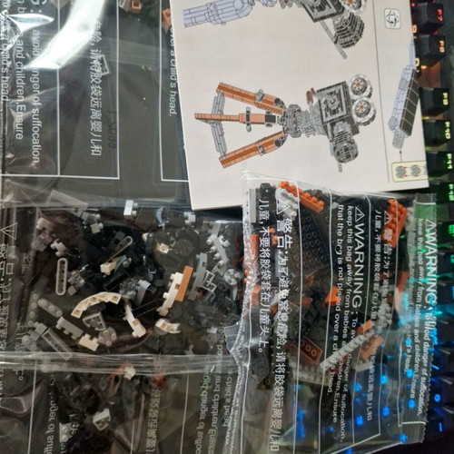 Cine Camera building blocks new, 593 pieces