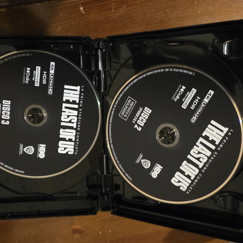 The Last of Us 4K Bluray complete two seasons like new