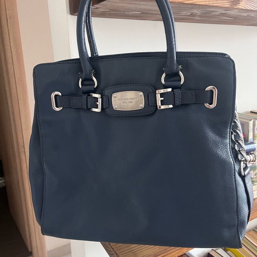 Michael Kors leather shoulder bag blue like new