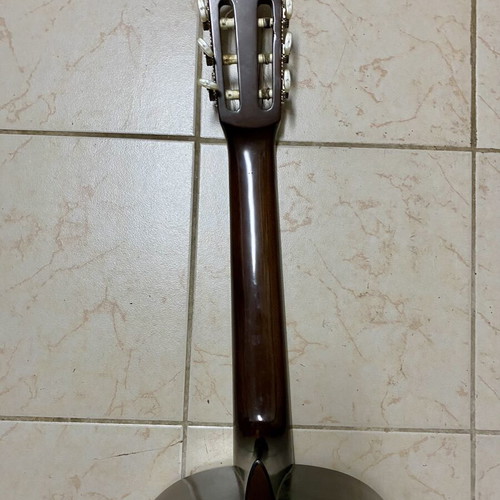 Leona GN 50 classical guitar used, student model
