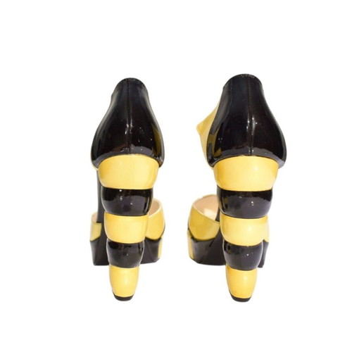 Chanel runway high heels, black and yellow, size 38.5