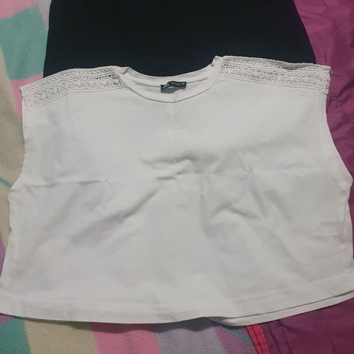 T-shirts set of 3 like new, size L