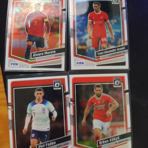 Multi lot NBA and football base inserts cards