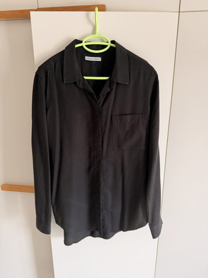 Edward Jeans women's shirt medium black used