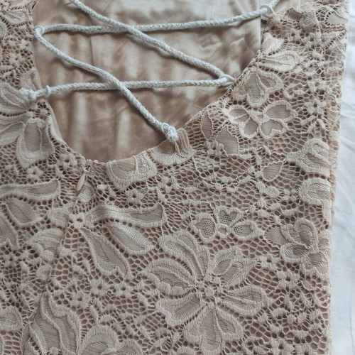 Lace fitted dress beige like new, size S