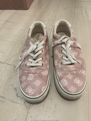 Guess sneakers size 41 used