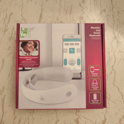 Neck massage device like new with adjustable intensity and temperature