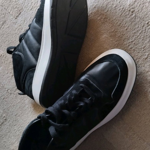 Men's shoes boot style like new, size 42, black