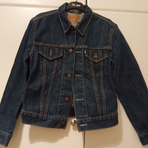 Levi Strauss denim jacket small