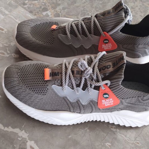 Summer sneakers new, size 45, gray casual style
