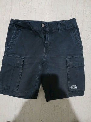 North Face men's black shorts used, size 30