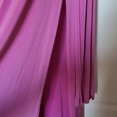 Lynne skirt like new, pink, elastic waist, pockets, jersey fabric