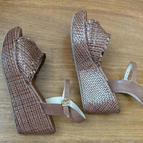 Mosaic sandals used, woven leather, brown, size 40