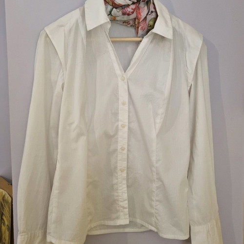 White shirt Large used with shoulder design