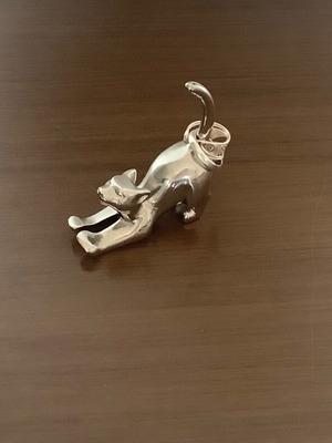 Marks & Spencer Metal Cat-Shaped Ring Holder like new, silver
