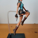 Lara Croft Tomb Raider Anniversary 2007 collectible figure with base and pistols