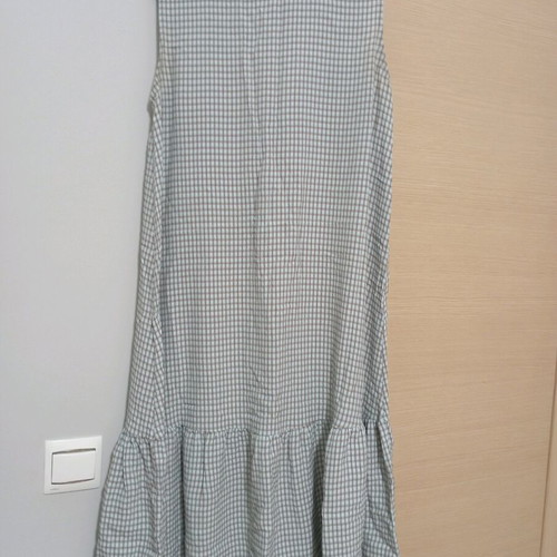 Women's dress used, size medium