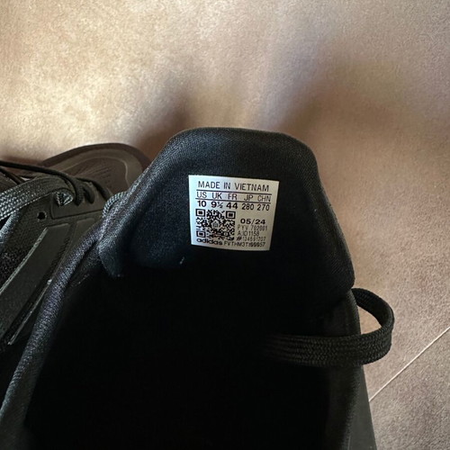 Adidas Pureboost 5 running shoes size 44, like new