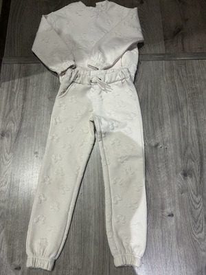 Mayoral girls' tracksuit like new, size 122 cm, beige