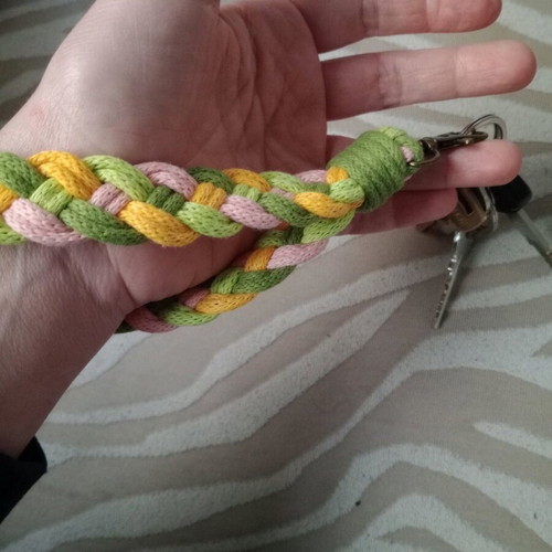 Macrame keychain new, multicolored