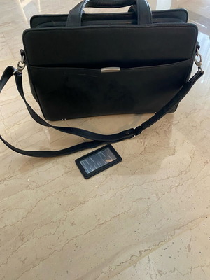 Delsey professional bag like new, black leather