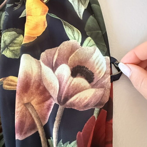 Floral Mini Dress like new, sizes XS/S with belt loops