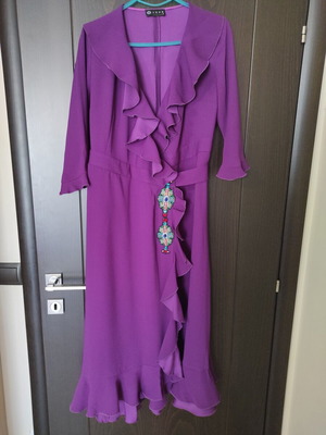Jupe purple dress like new with jewel and fabric belt, size L