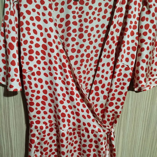 Yas polka dot wrap dress like new, above knee length, red beige