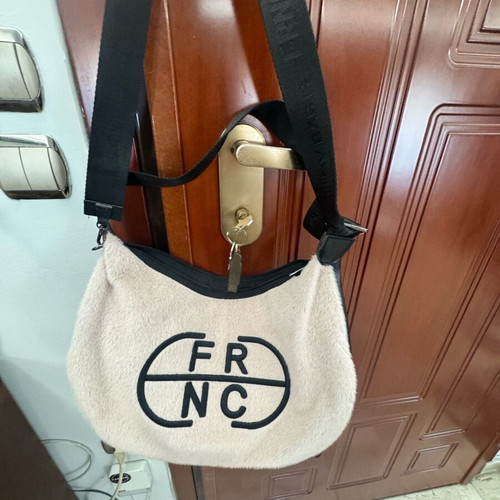 FRNC medium size bag like new, beige with fur and leather