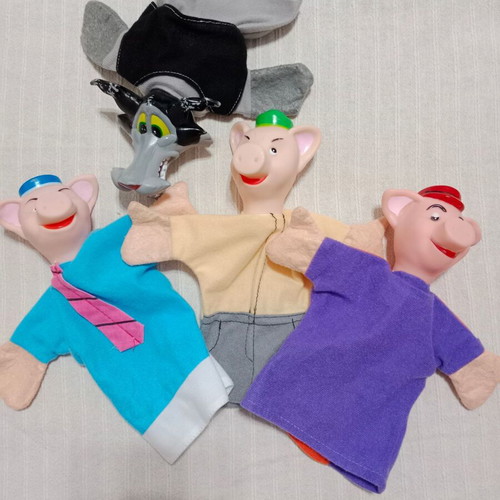 Puppet theater dolls used, The 3 little pigs, set of 4