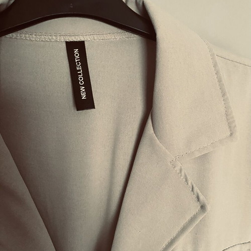 Zip Kilot beige medium, like new