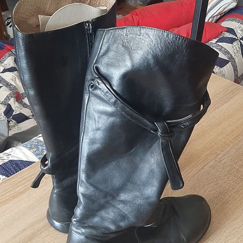 Camper boots like new, black leather, size 37
