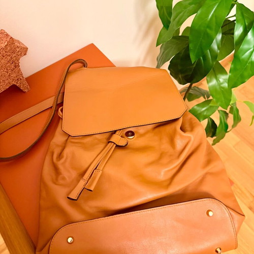 Sona de Nisco genuine leather convertible backpack shoulder bag cognac brown like new