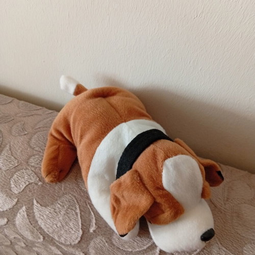 Plush dog 21 cm like new