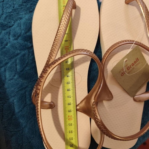 Havaianas sandals new, size 39-40, pink gold
