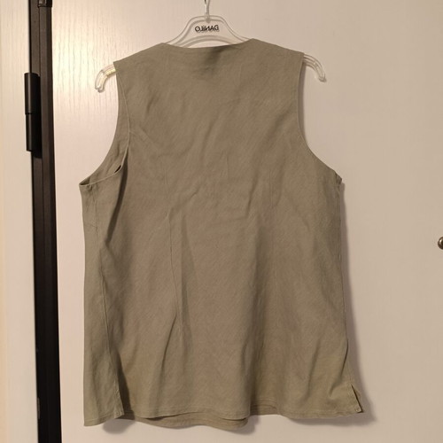 Danilo sleeveless linen blouse sage green, like new