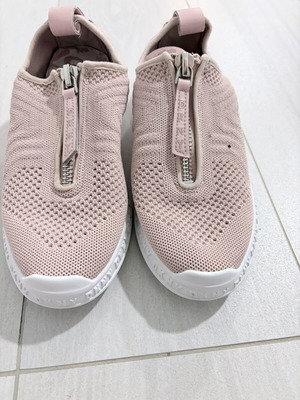 DKNY pink sport sneakers size 38