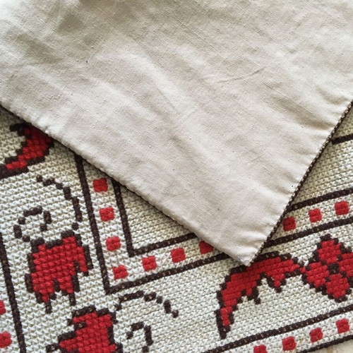 Embroidered rug new, wool thread, size 64x132 cm