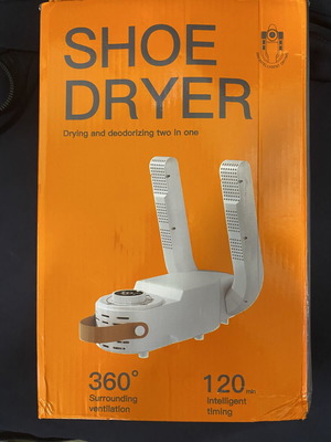 Shoe dryer, drying and deodorizing two in one