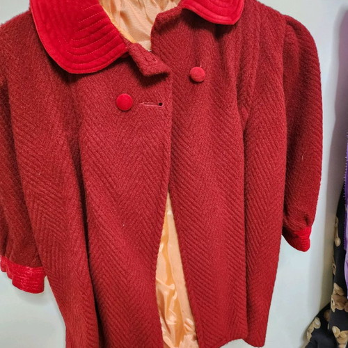 Red woolen children's coat used