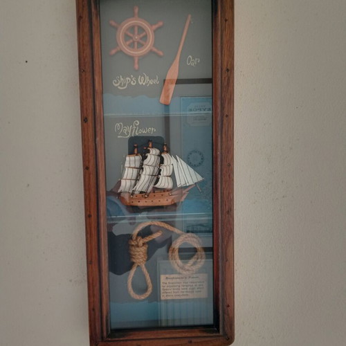 Nautical 3D frame used with wooden frame and glass