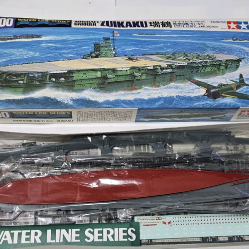 Zuikaku Aircraft Carrier Model 1:700 Tamiya like new