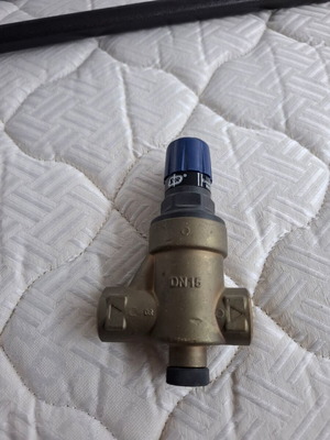 Syr pressure reducer new, 1/2' inlet