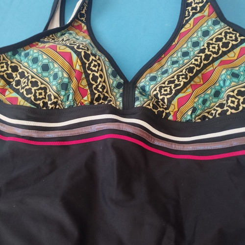 Donna's geometric tribal one-piece swimsuit like new, size XL-XXL
